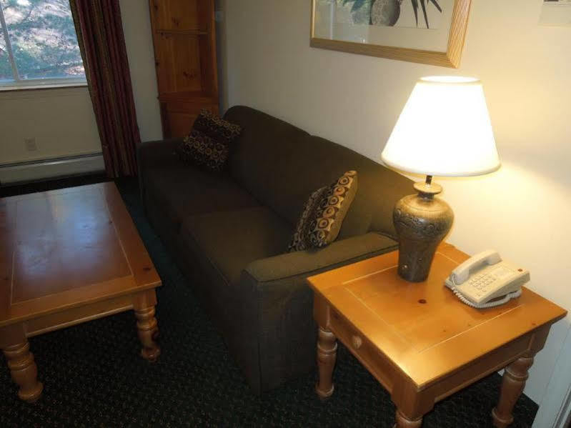 Hotel Baymont By Wyndham Essex Burlington Area Zewnętrze zdjęcie