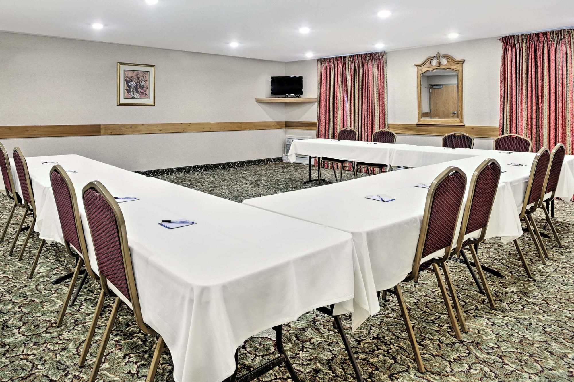 Hotel Baymont By Wyndham Essex Burlington Area Zewnętrze zdjęcie