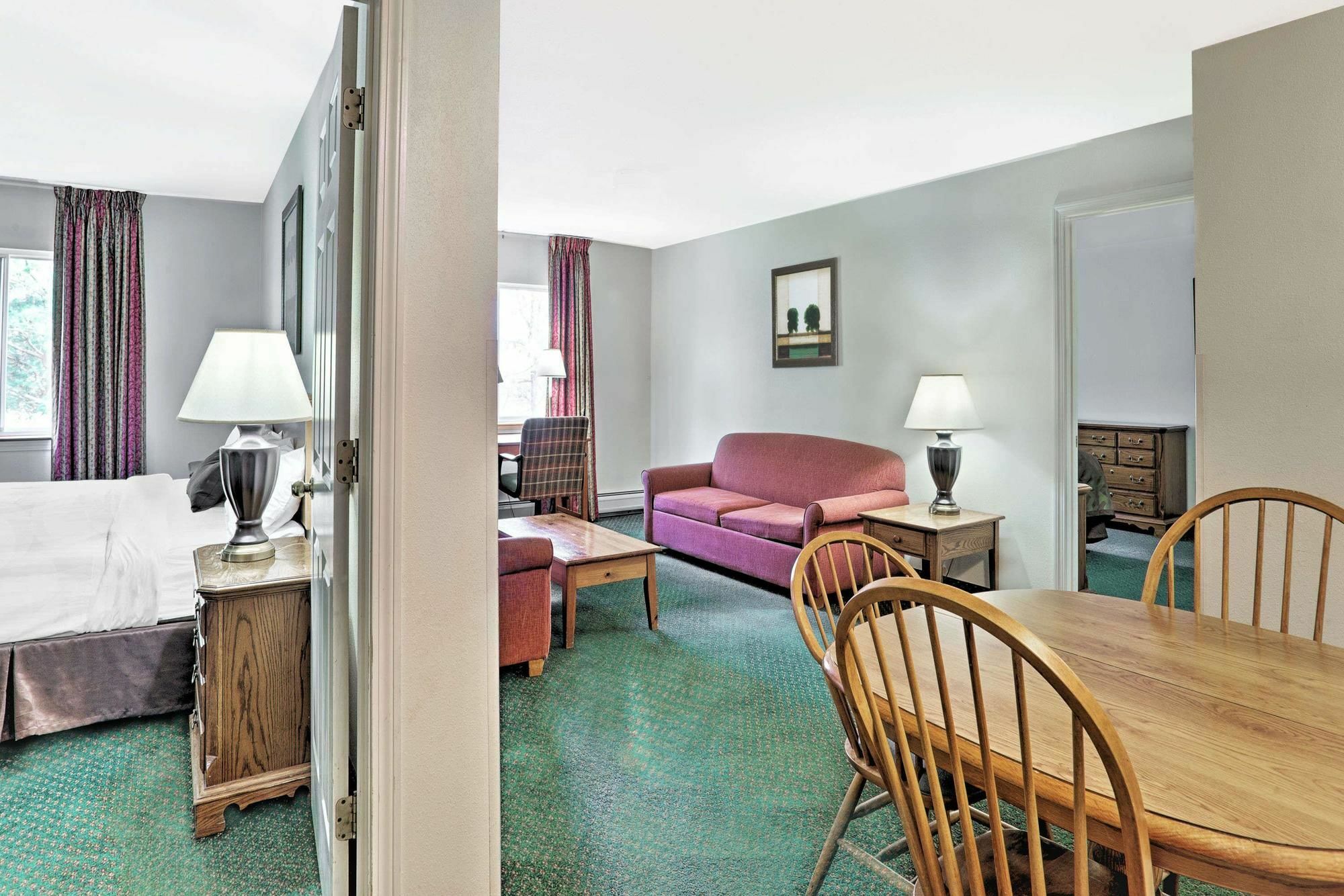 Hotel Baymont By Wyndham Essex Burlington Area Zewnętrze zdjęcie