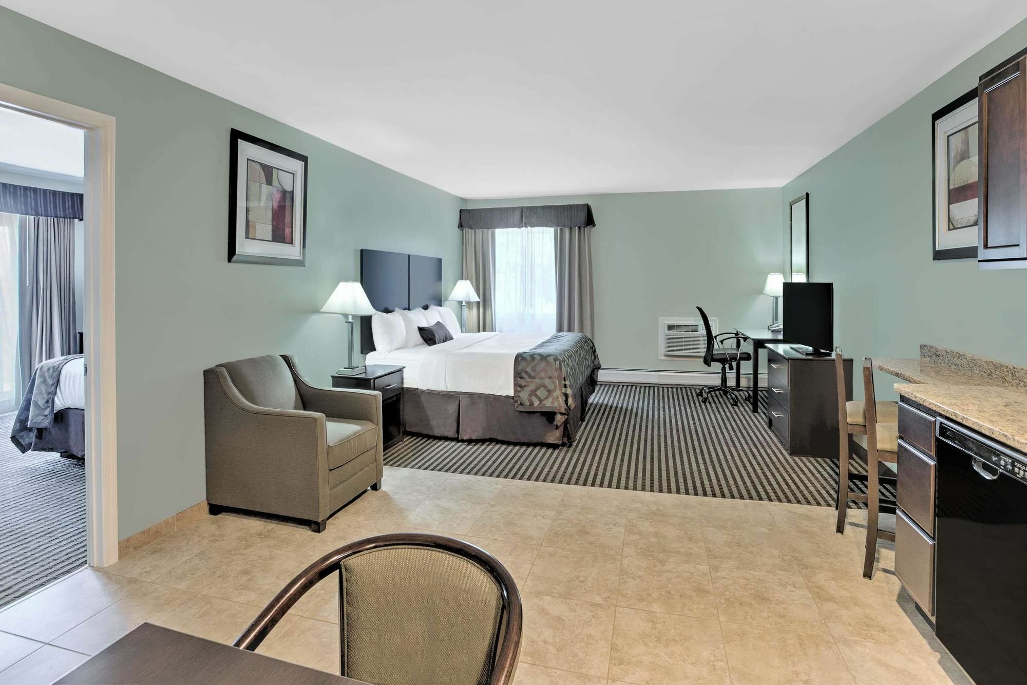 Hotel Baymont By Wyndham Essex Burlington Area Zewnętrze zdjęcie